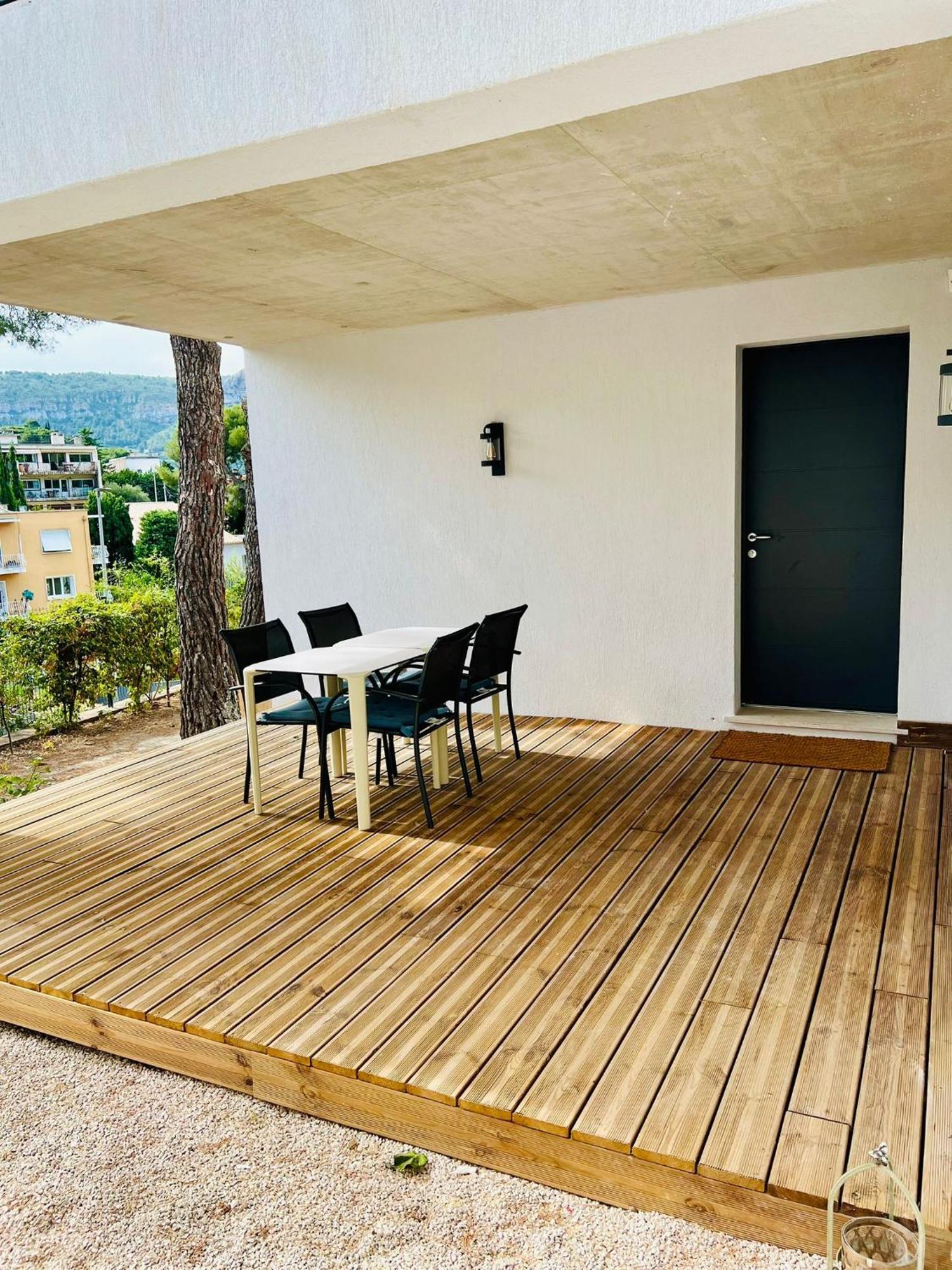 Le Grand Canaille Cassis Bagian luar foto